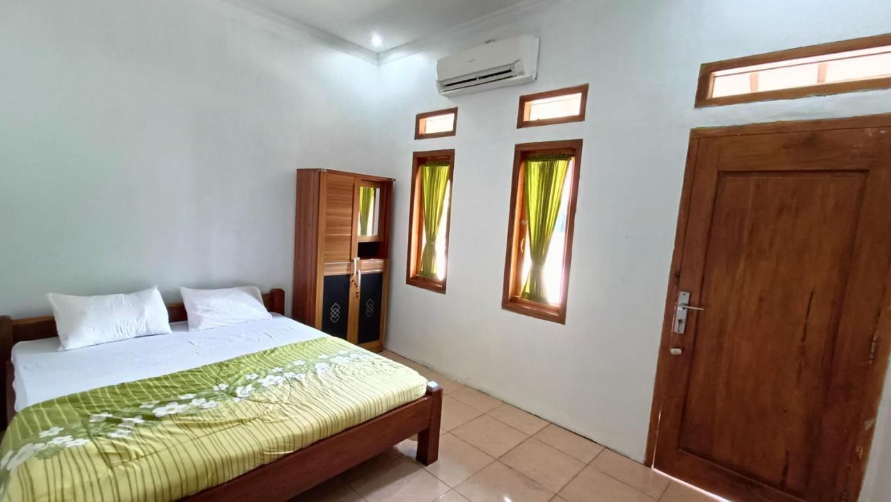 Jogo Segoro Homestay RedPartner near Pantai Sundak Gunungkidul Ngandong Exterior foto