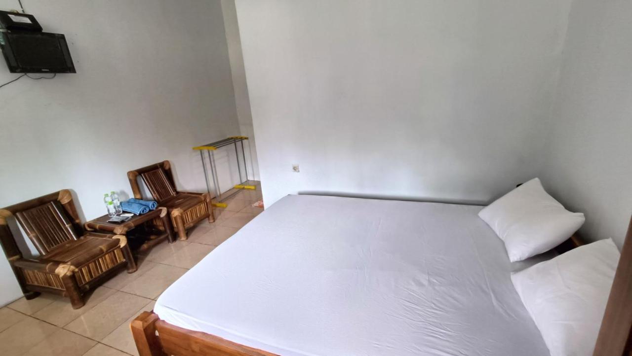 Jogo Segoro Homestay RedPartner near Pantai Sundak Gunungkidul Ngandong Exterior foto