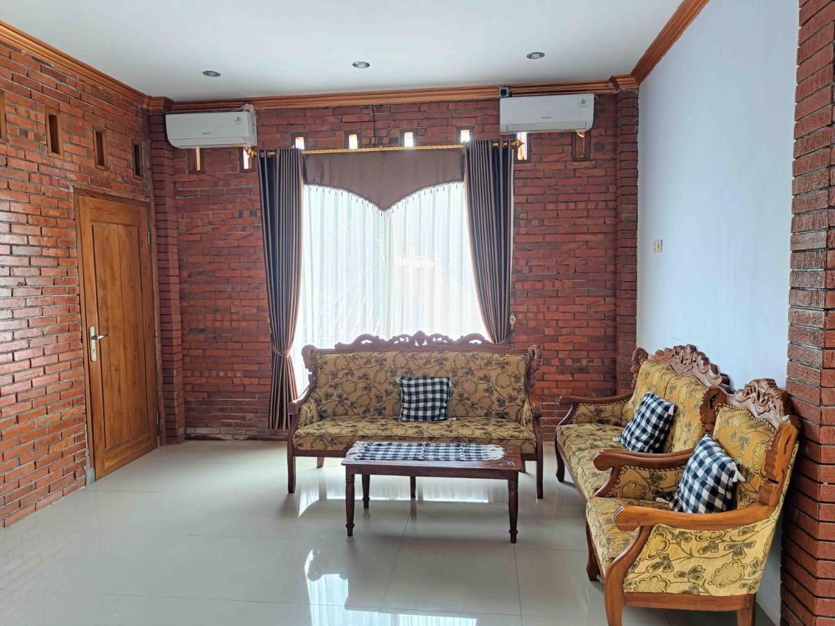 Jogo Segoro Homestay RedPartner near Pantai Sundak Gunungkidul Ngandong Exterior foto